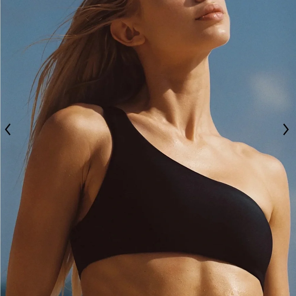 Black Skatie Bikini Top - Picture 4 of 4